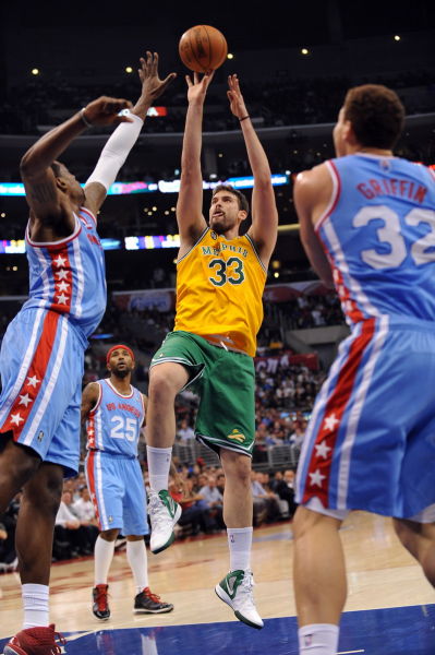 的对抗中 的对抗中